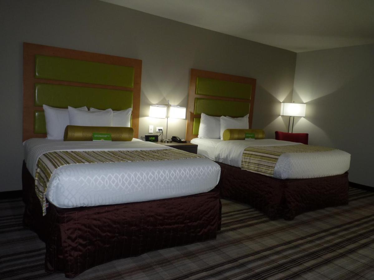 La Quinta By Wyndham Paducah Hotel Exterior photo
